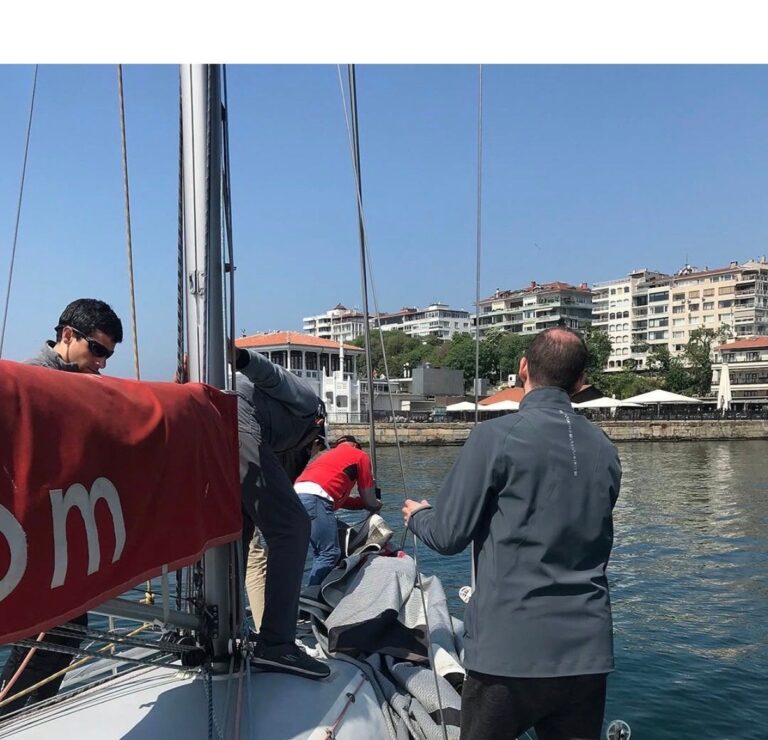 İstanbul ADB kursu — Alfasail eğitim teknesi Kalamış Marina'dan açılıyor